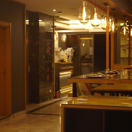 Random Suit Otel Istambul Extérieur photo